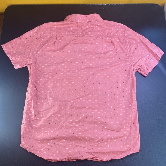 Medium Pink Aeropostale short sleeve button up - Picture 2 of 2